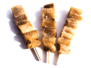 Юкола Толстолобика х/к: Шашлычок из сома холодного копчения